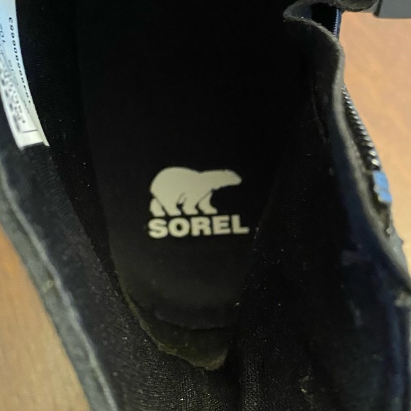 Sorel Kinetic Breakthru Arcadia Waterproof Sneaker Bootie Size 9 NEW - Picture 8 of 11